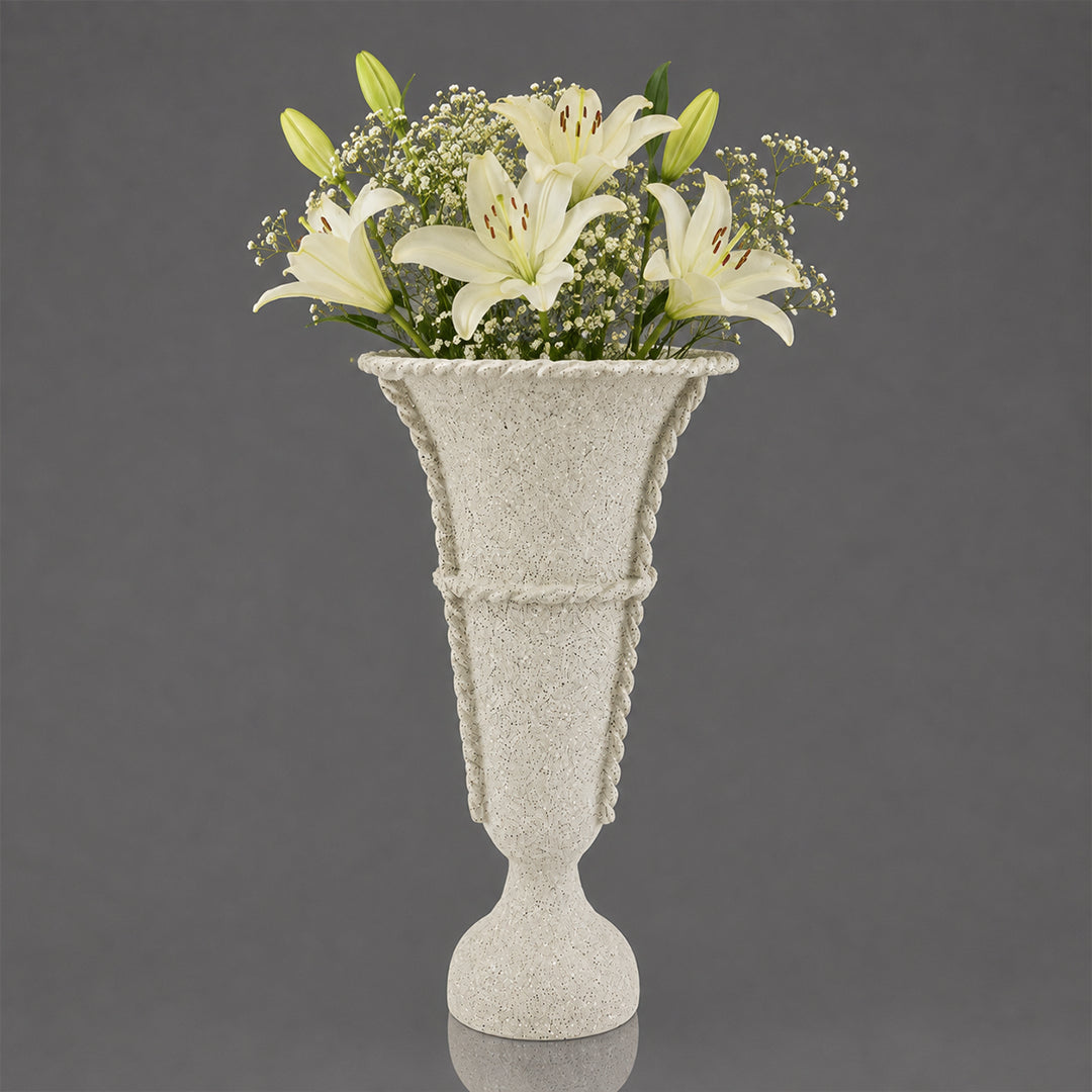 Tides of Unity – The Vase