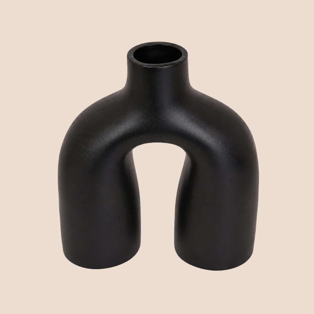 The Arched Embrace - Scented Candles