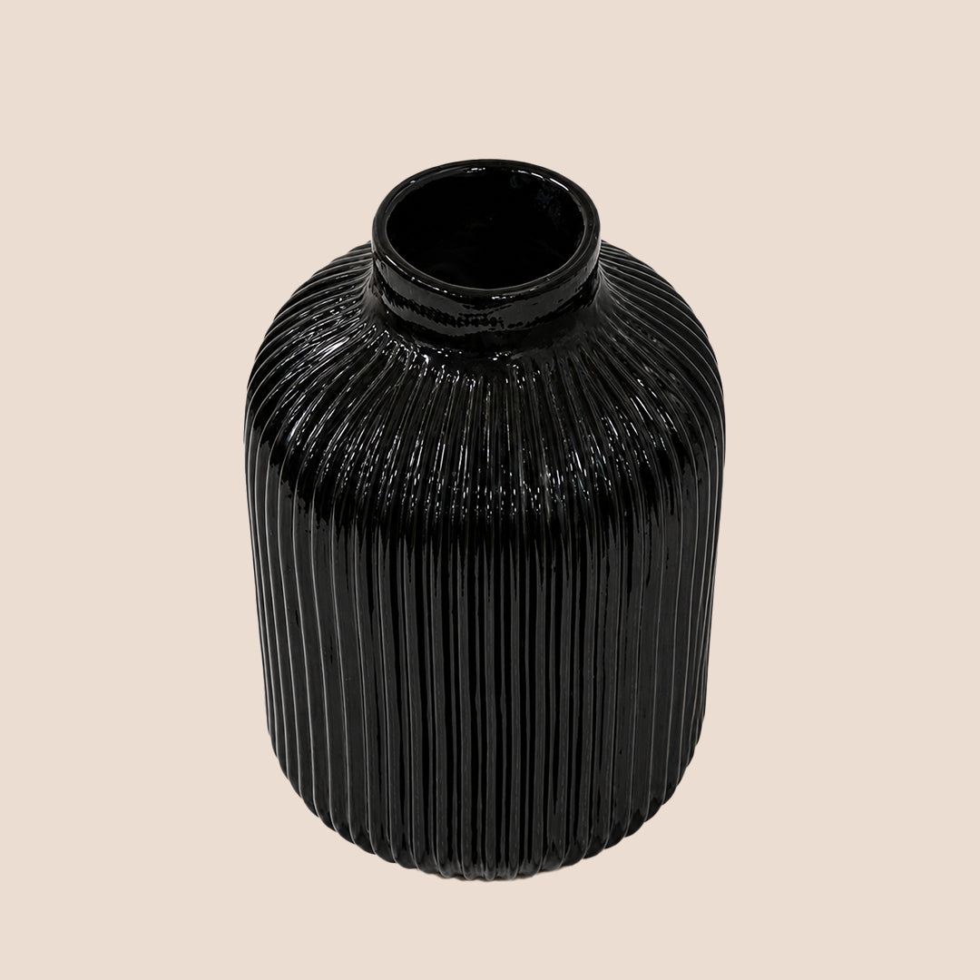 Obsidian Ribbed Elegance - The Vase