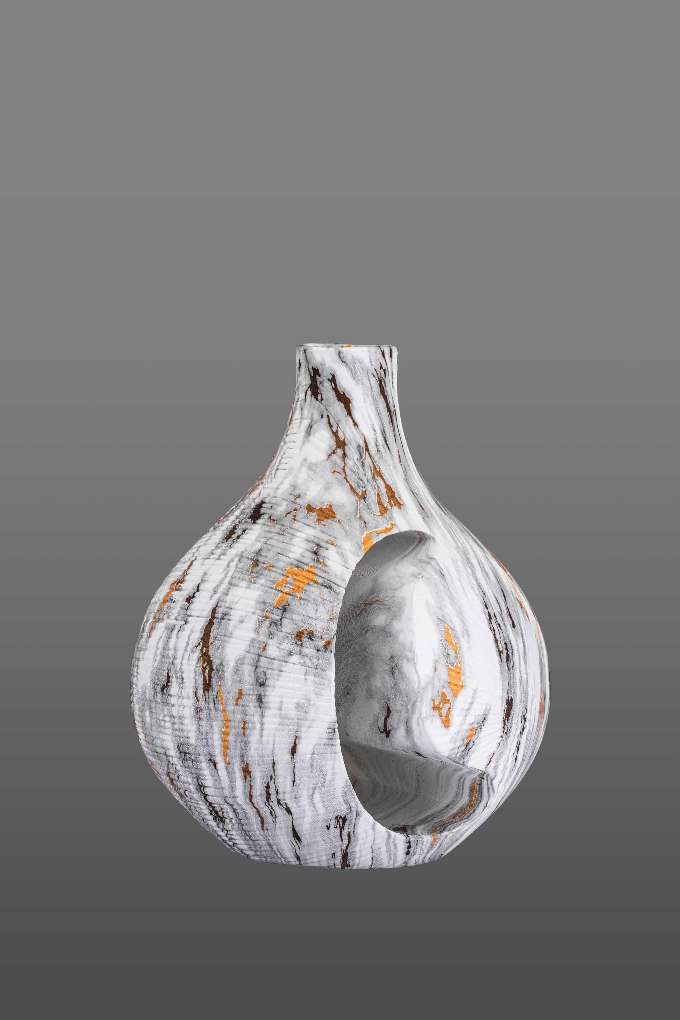 Womb of Silence - Vase