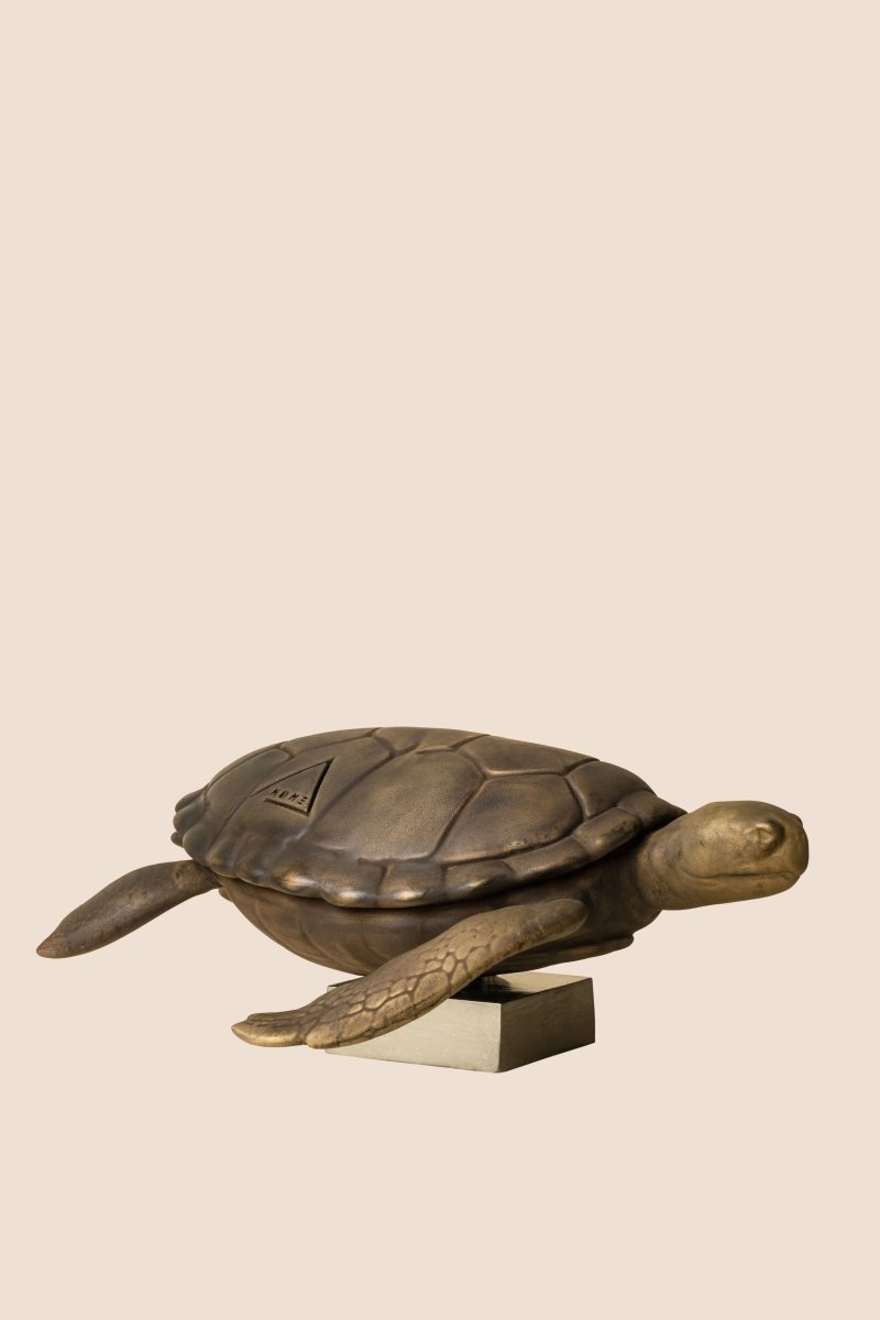 The Symbol of Steadfastness - Sculpture - ACad Home