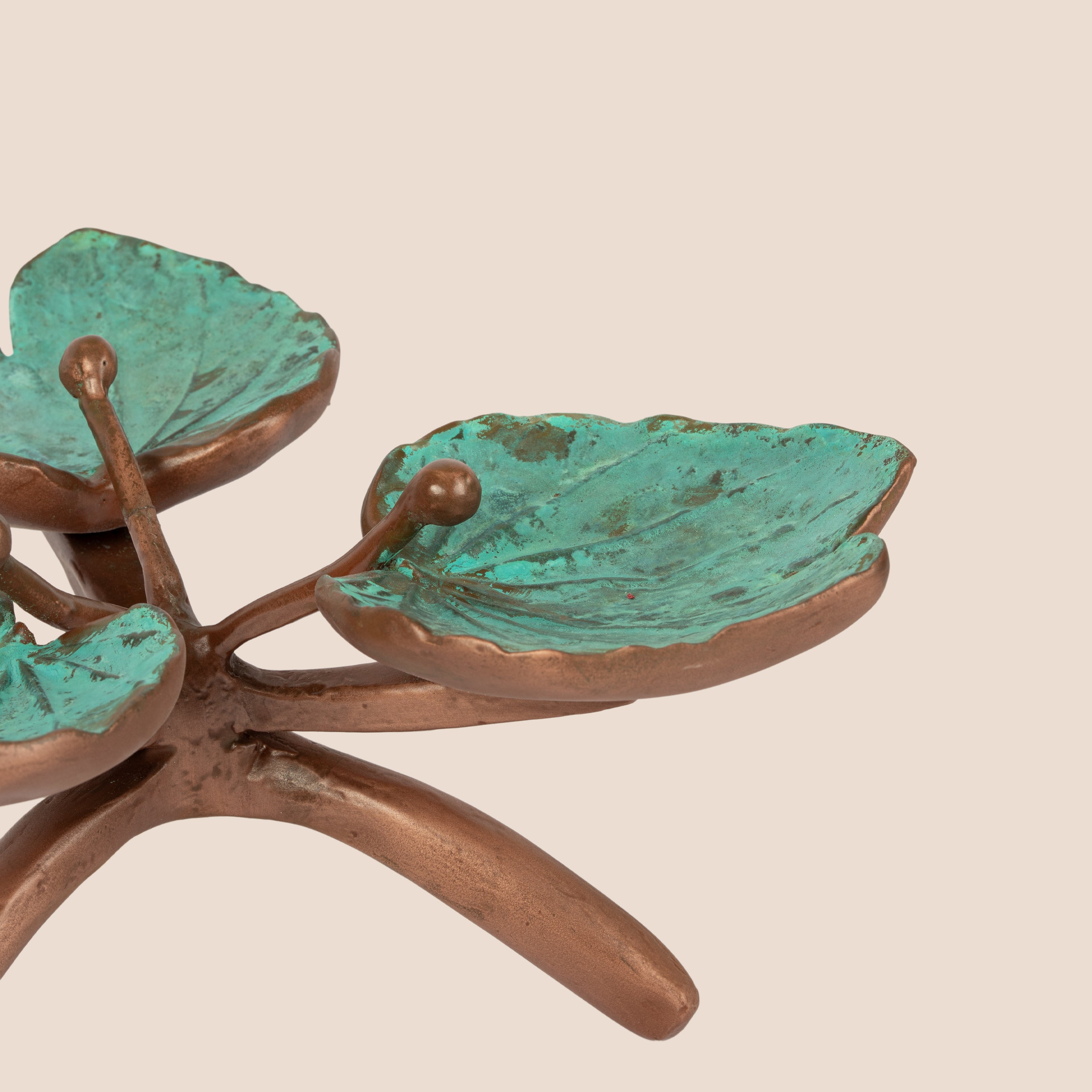 Elysian Leaf Cluster & Emerald Lotus Platter - Décor Tray Set