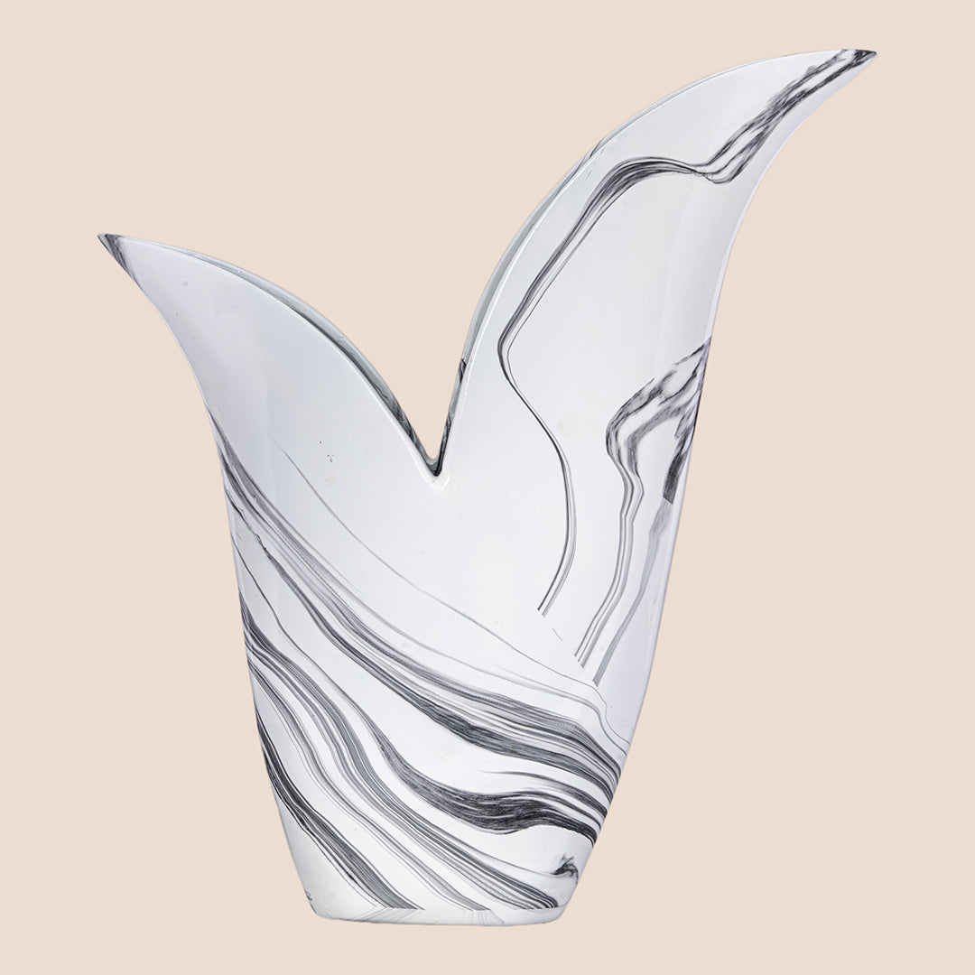 Wings of Serenity – The Vase
