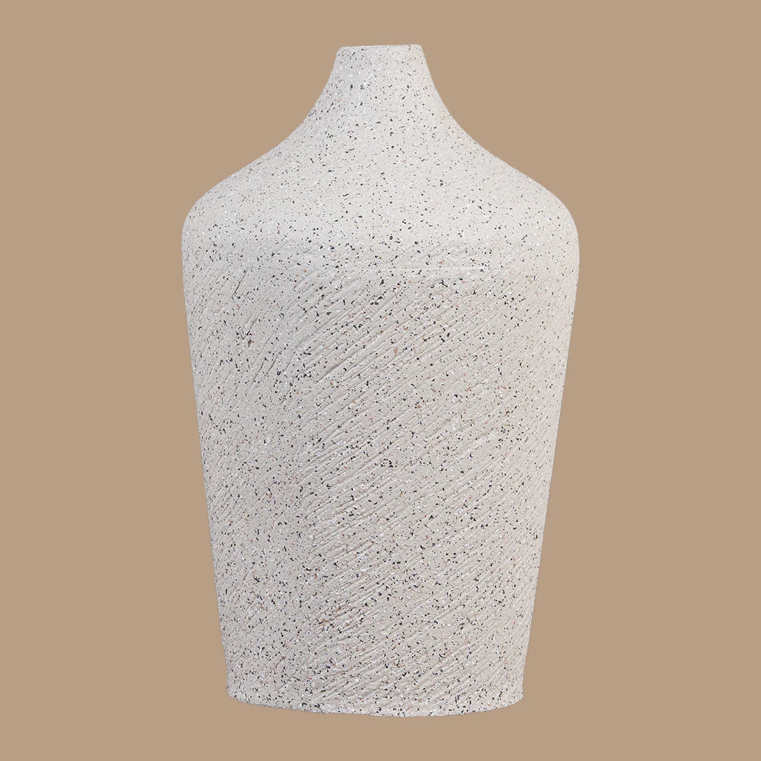 The Form & Flow Vase Set