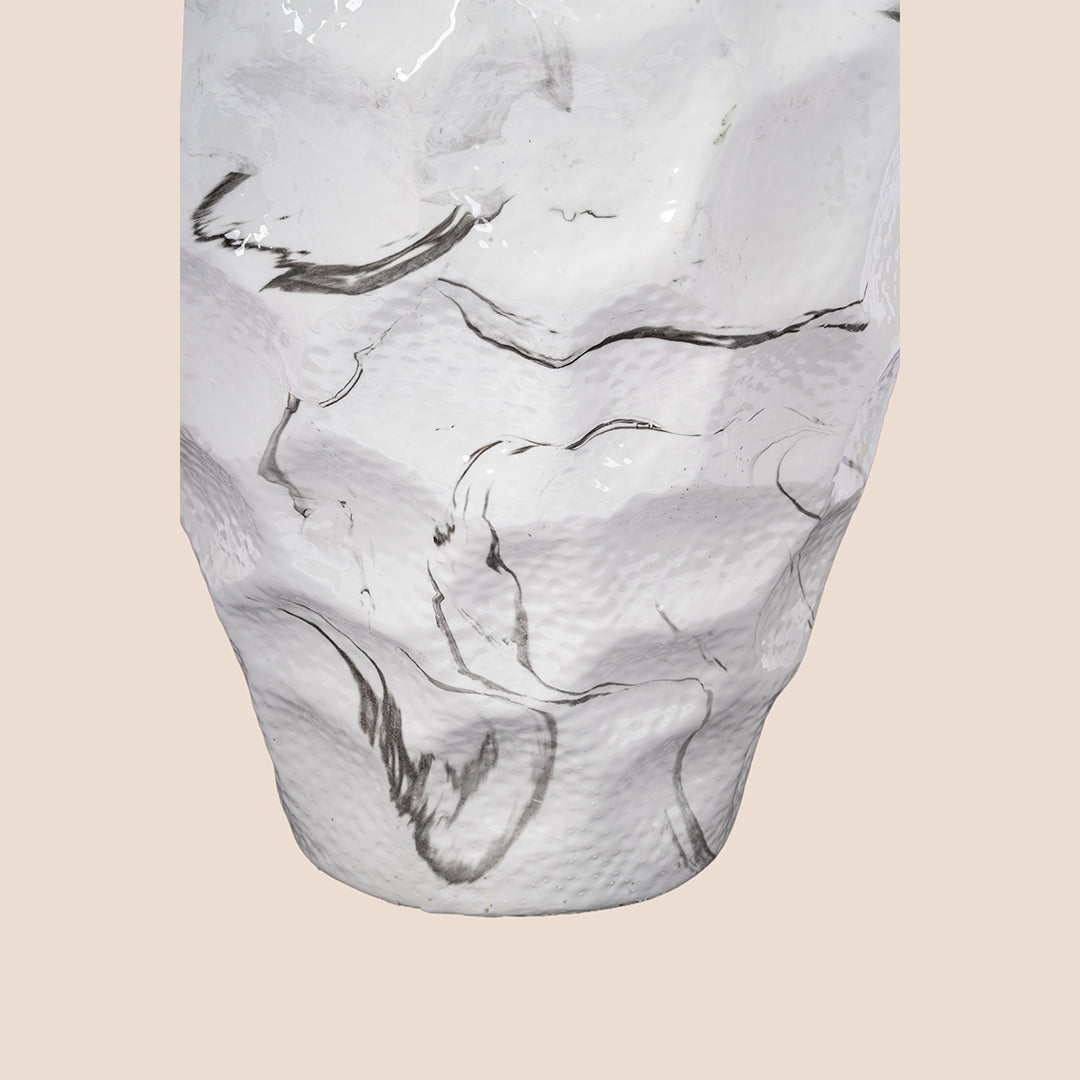 Alba Grande - The Vase