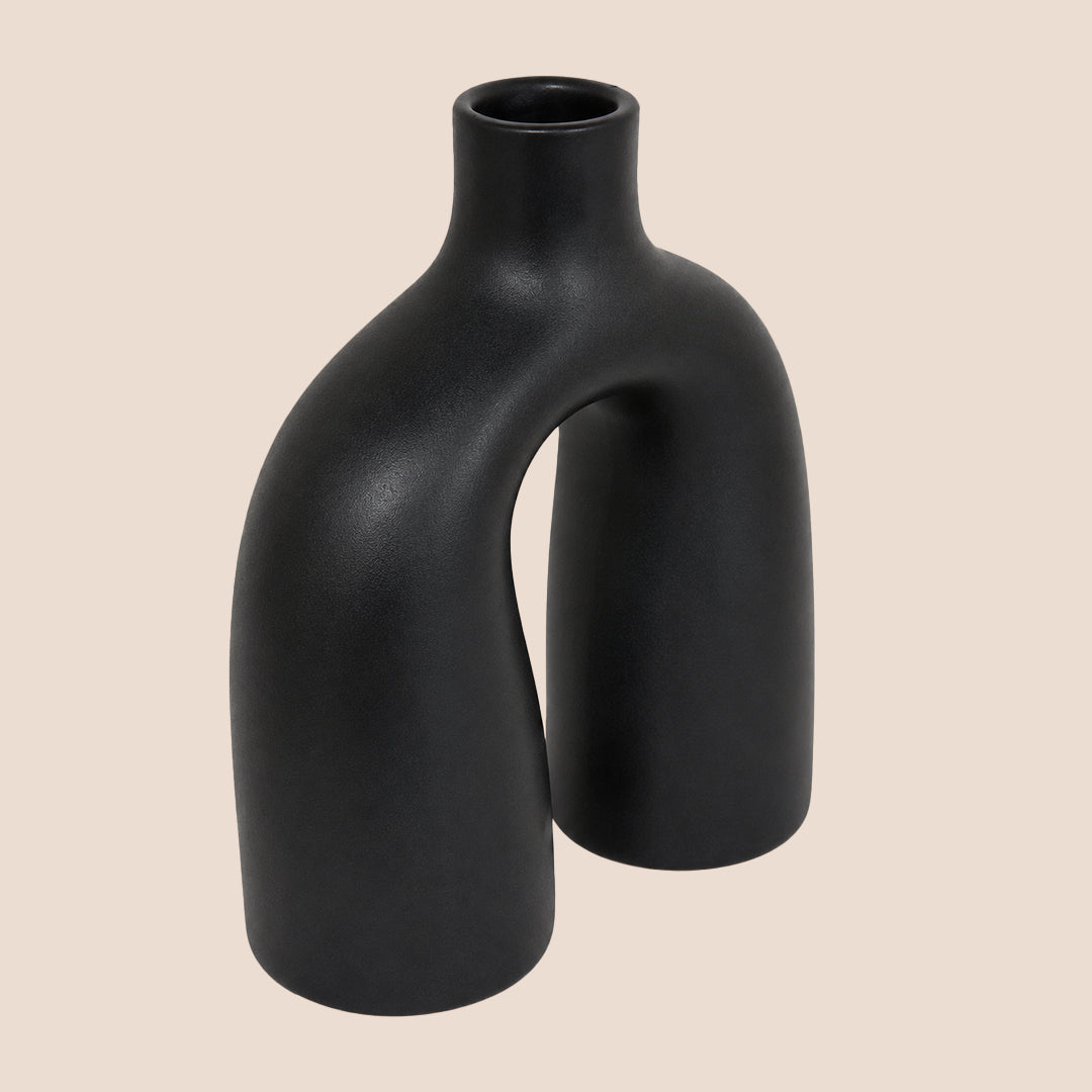 The Arched Embrace - Scented Candles