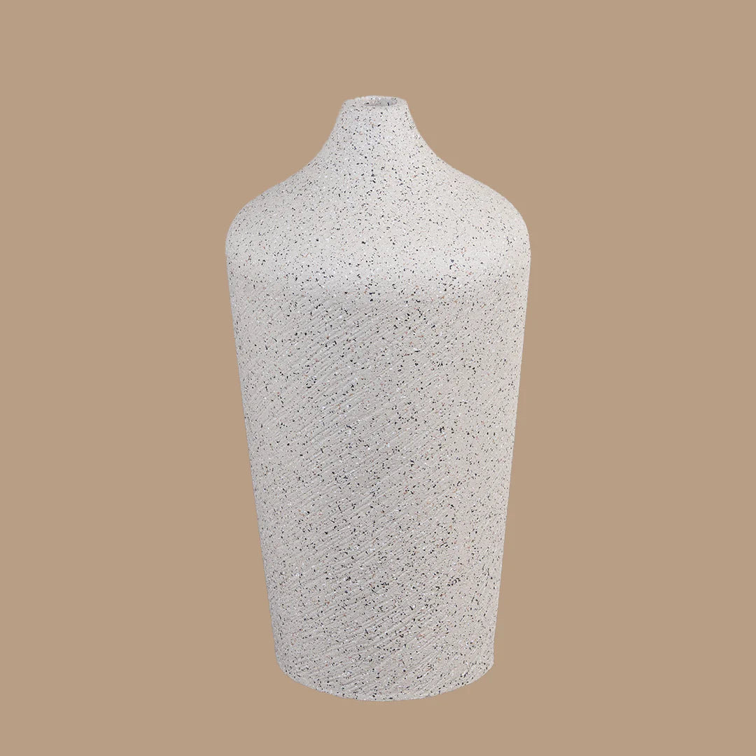 The Form & Flow Vase Set