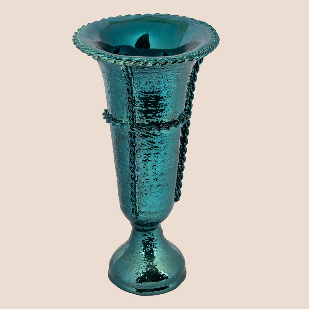 Tides of Unity – The Vase