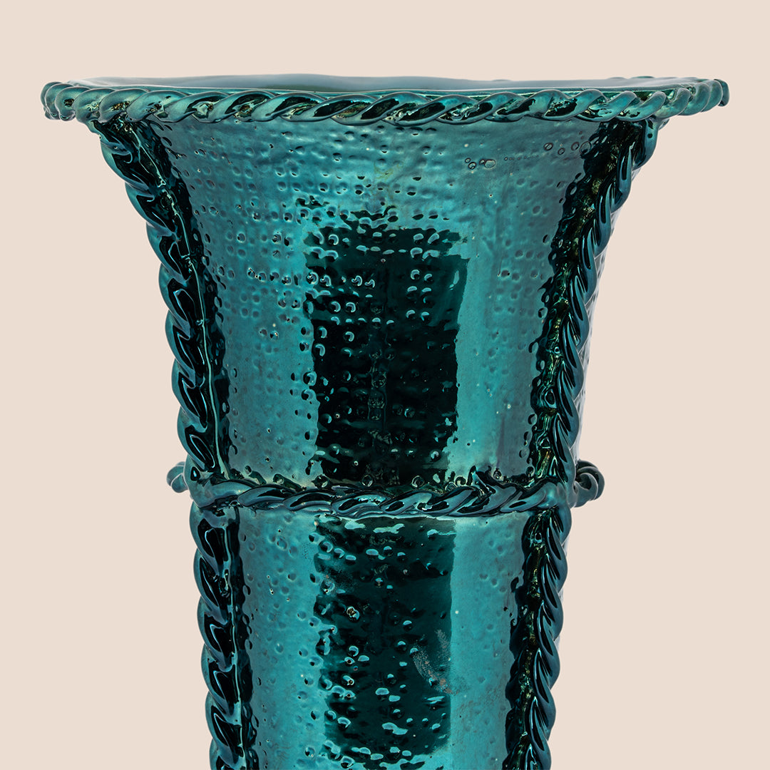 Tides of Unity – The Vase