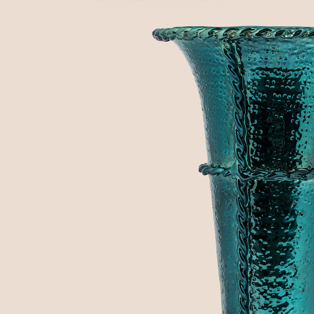 Tides of Unity – The Vase