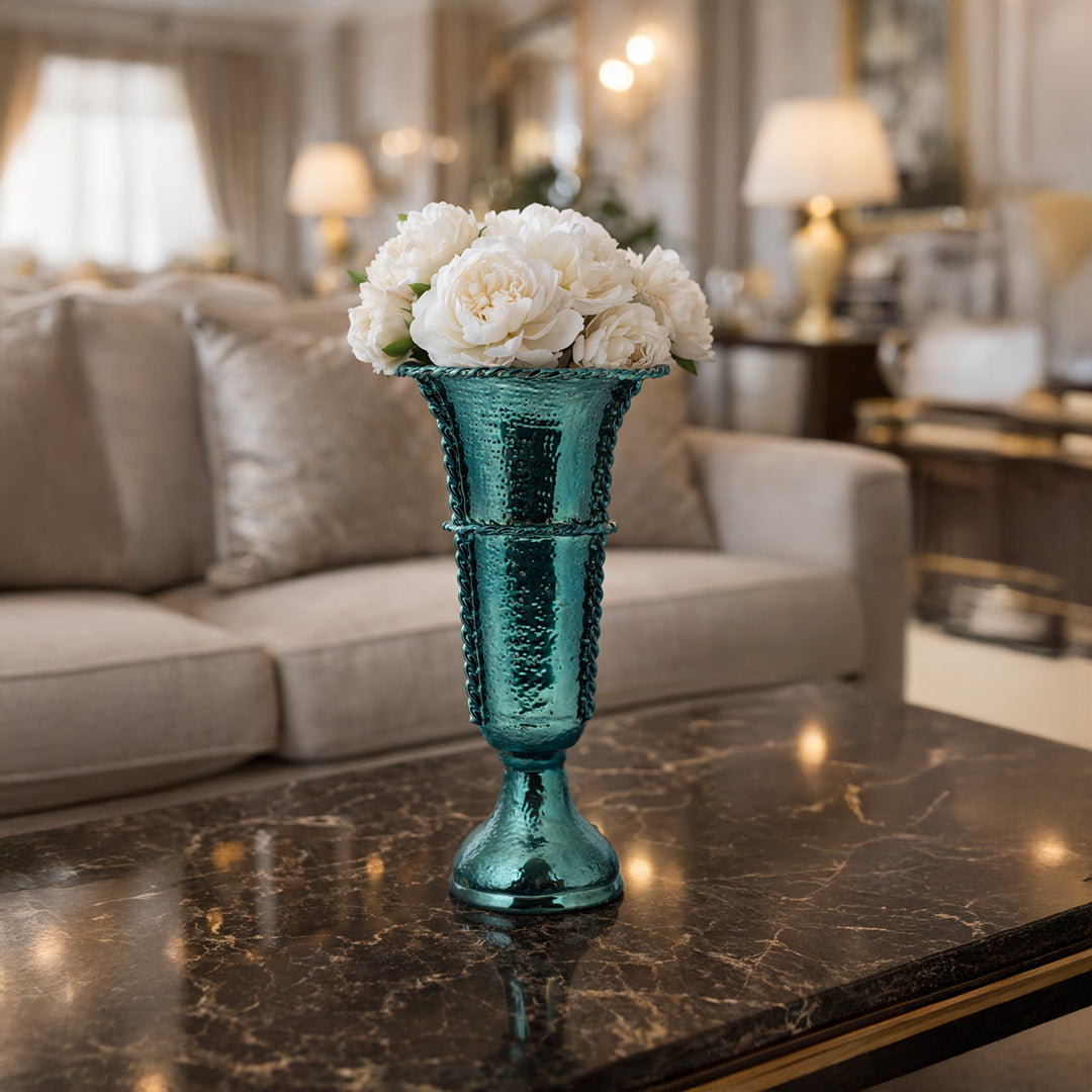 Tides of Unity – The Vase