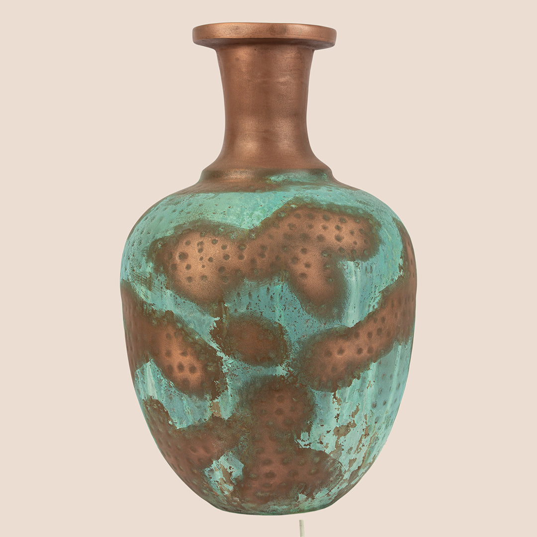 Verdant Echo – The Vase