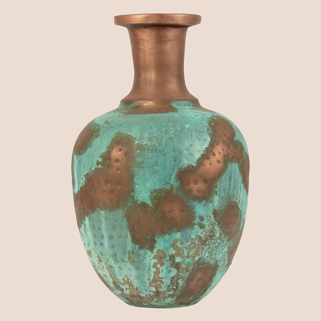 Verdant Echo – The Vase