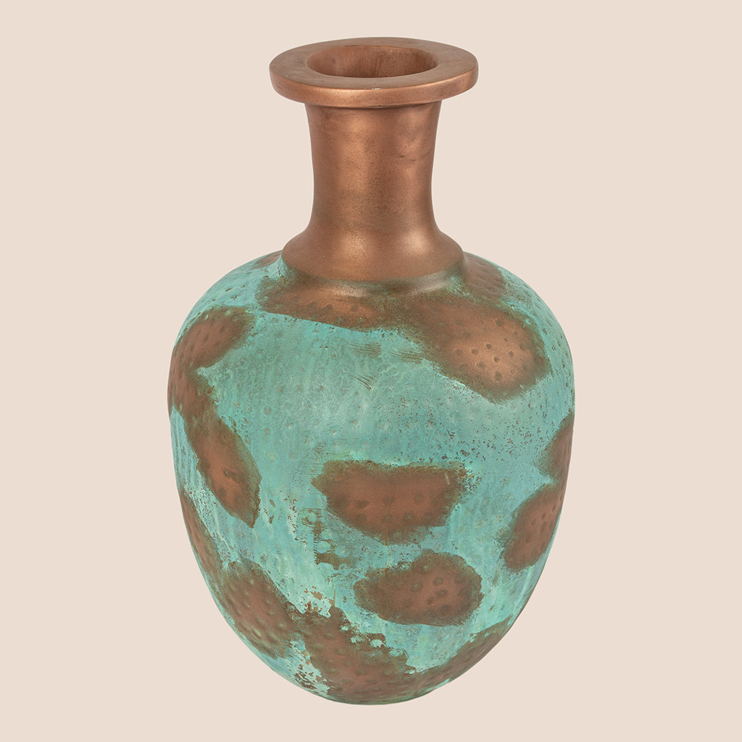 Verdant Echo – The Vase