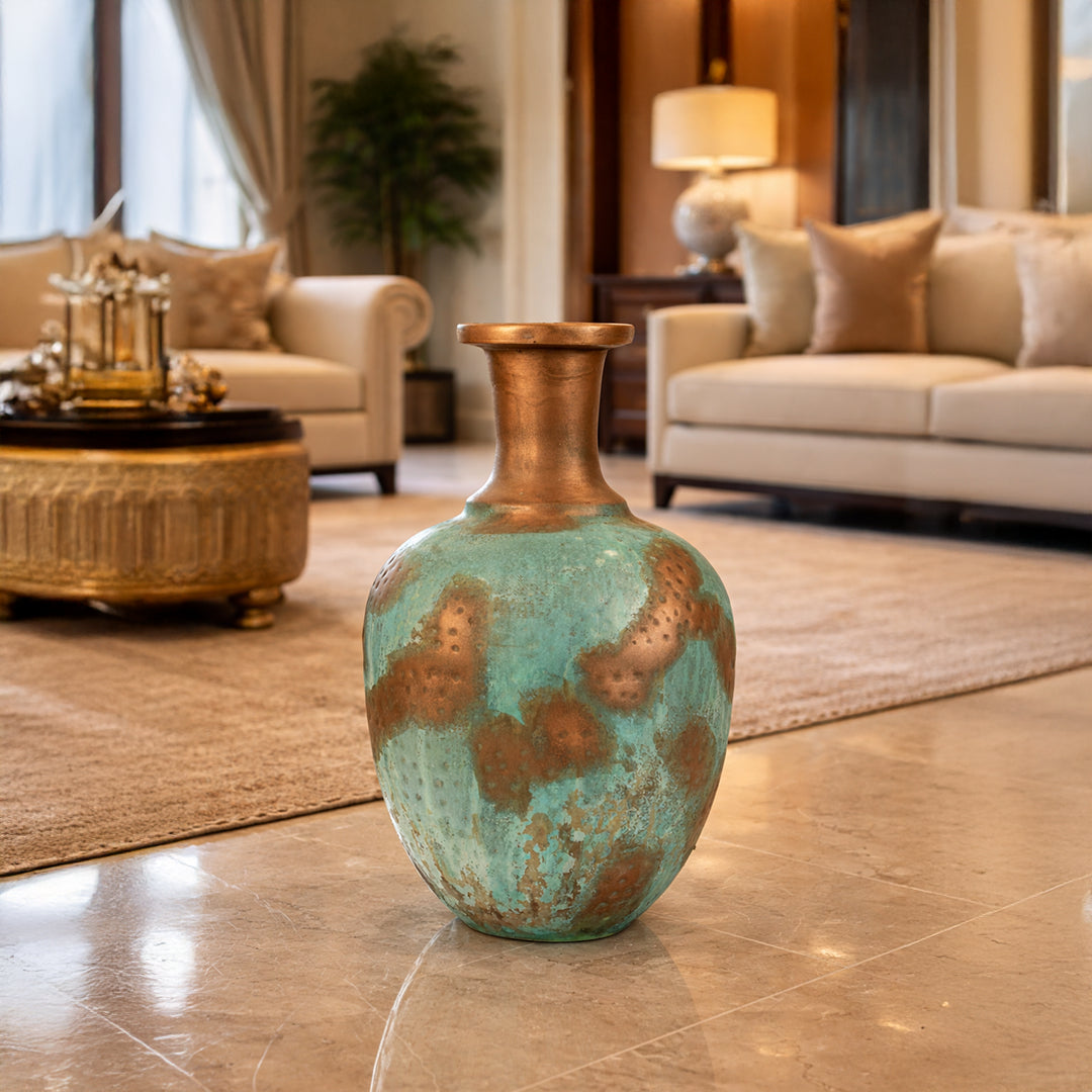 Verdant Echo – The Vase