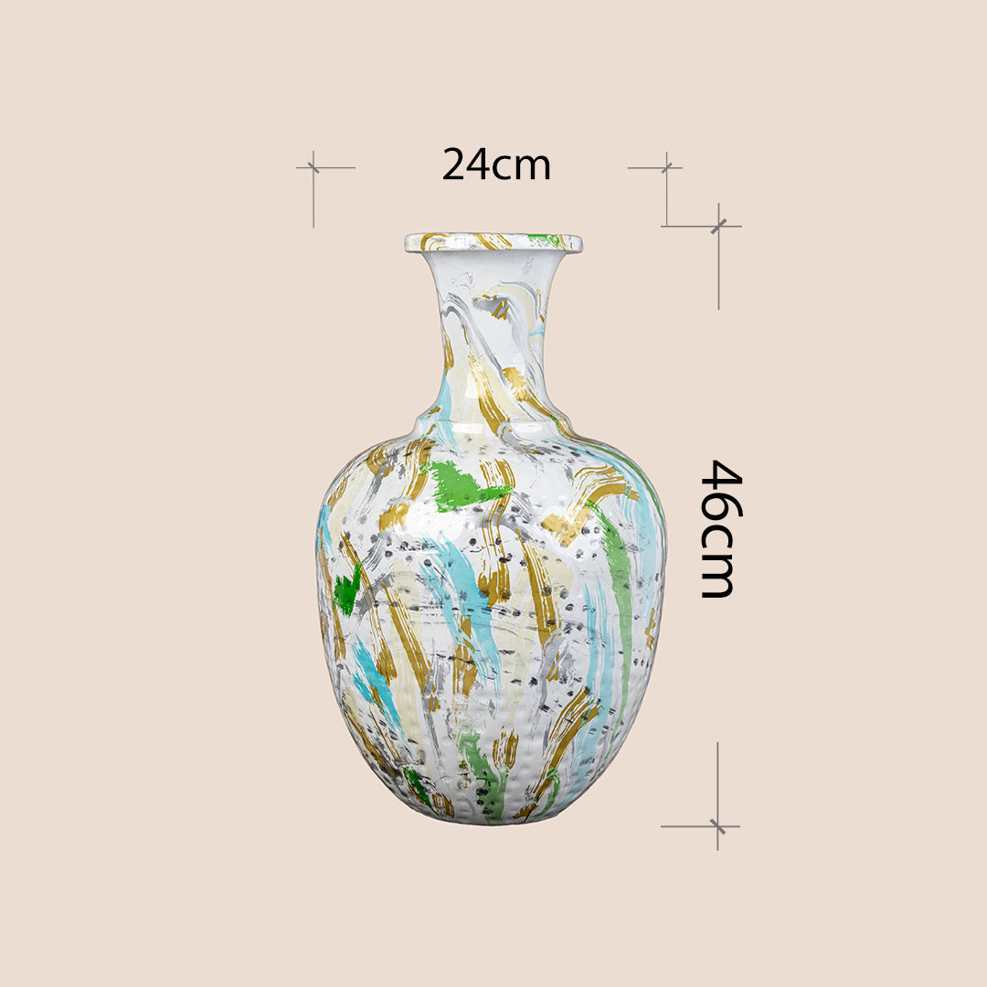 Verde Artisan- The Vase