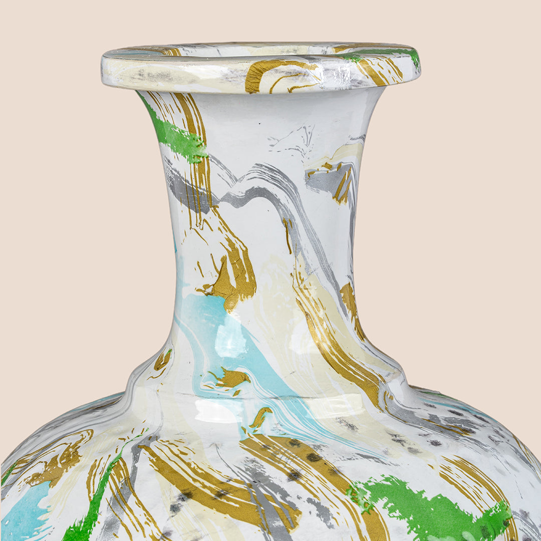 Verde Artisan- The Vase