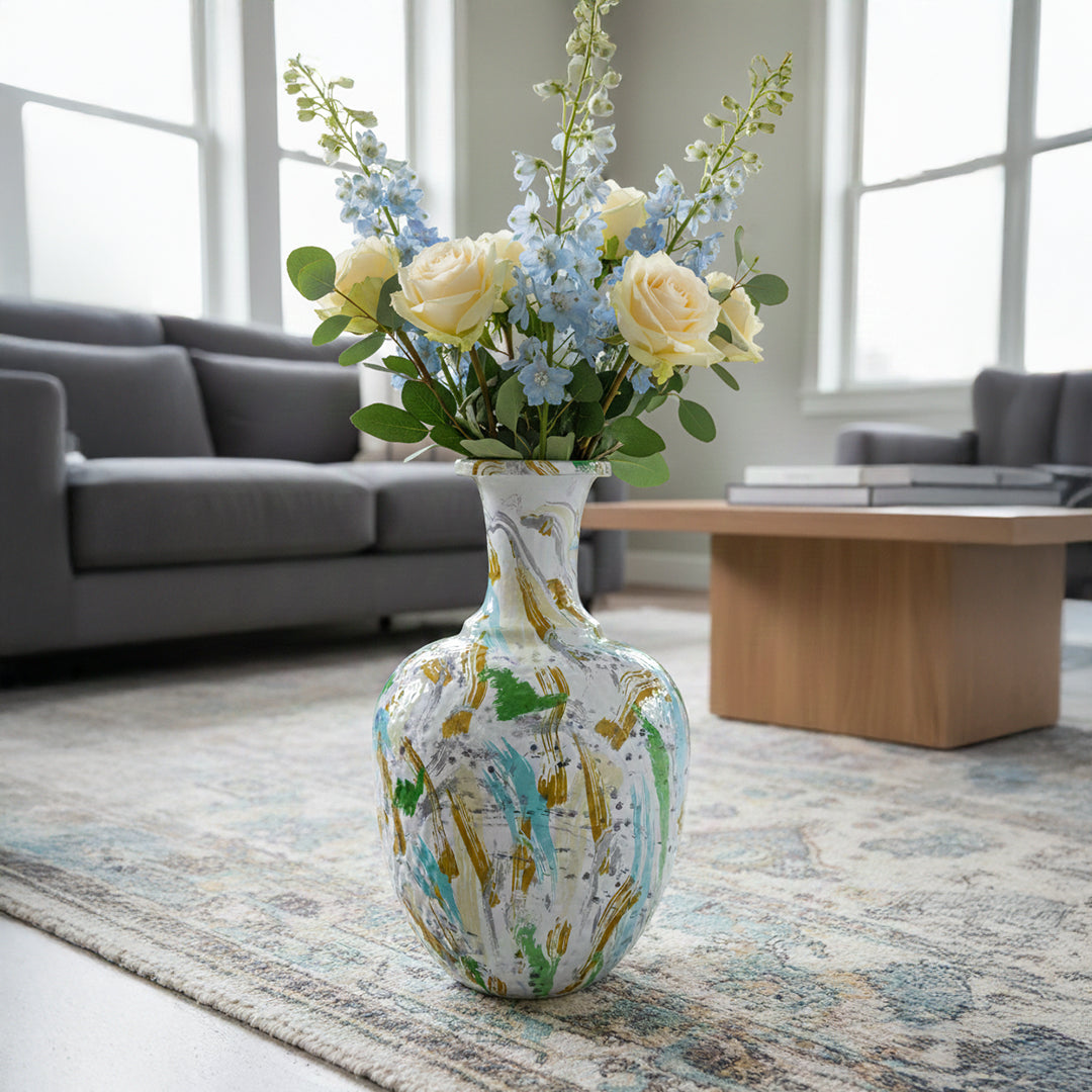 Verde Artisan- The Vase