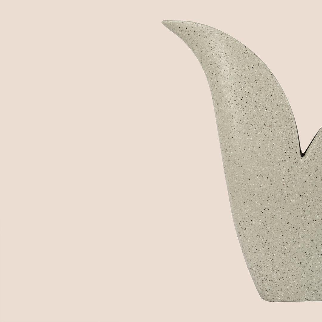 Wings of Serenity – The Vase