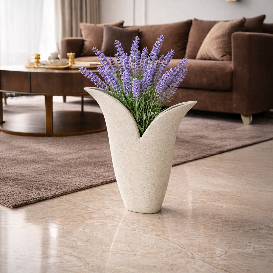 Wings of Serenity – The Vase