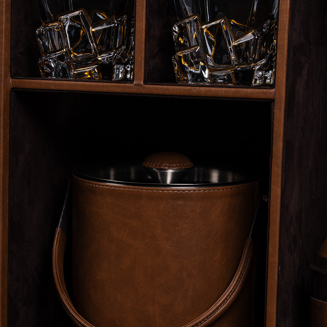 Legacy Liquor Leather Chest- Barware Set