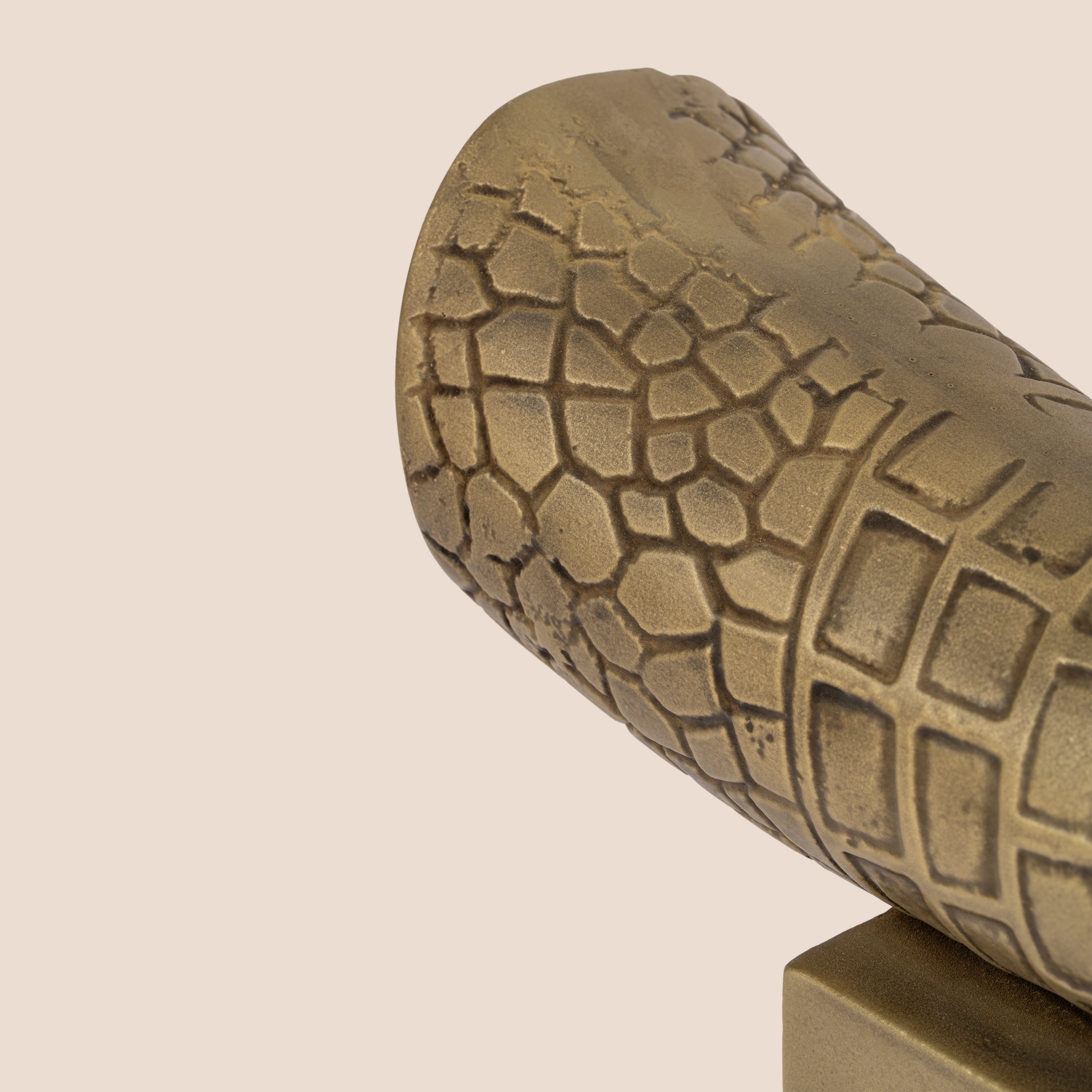 Lunaris Arc- Sculpture