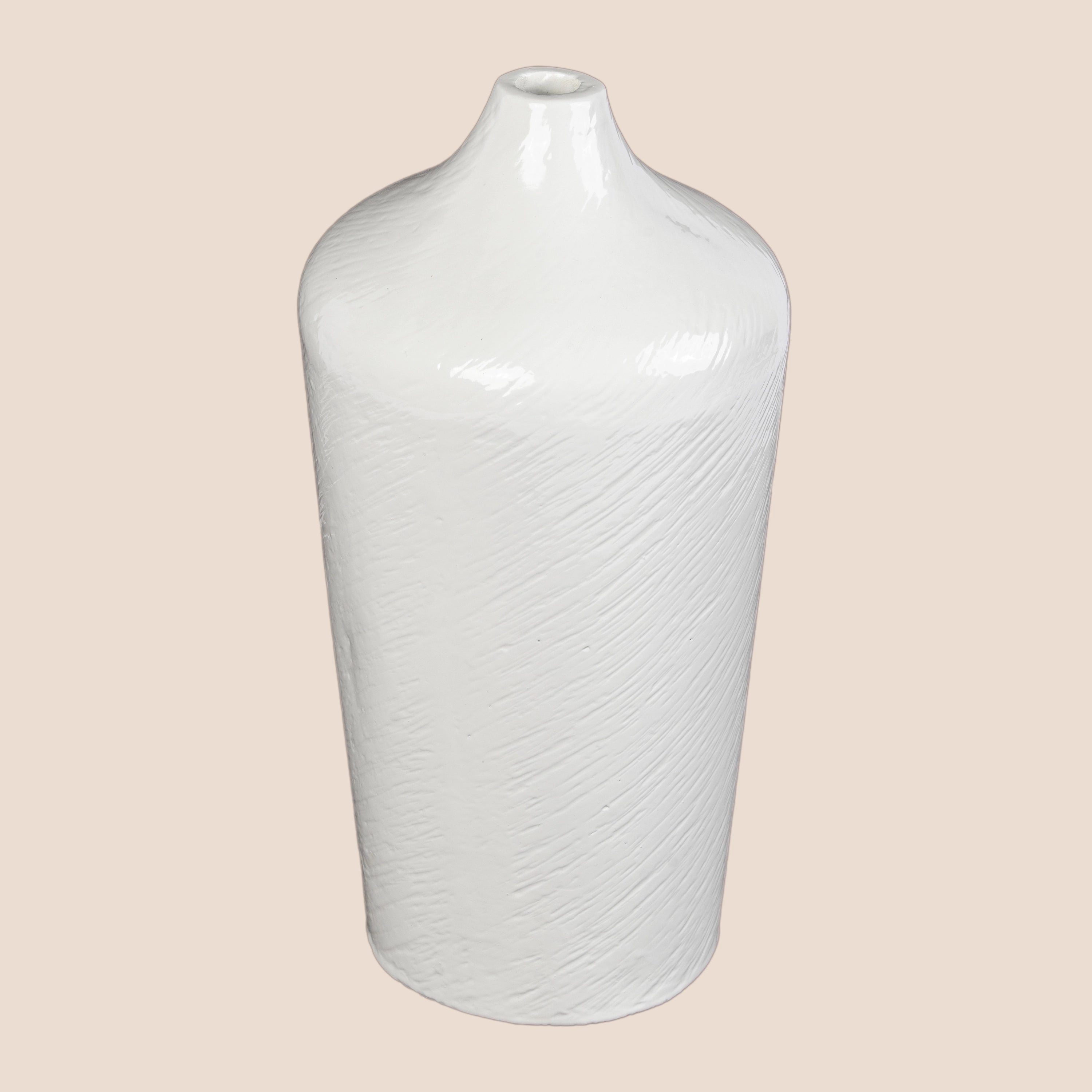 Ivory Silhouette (Medium) - The Vase