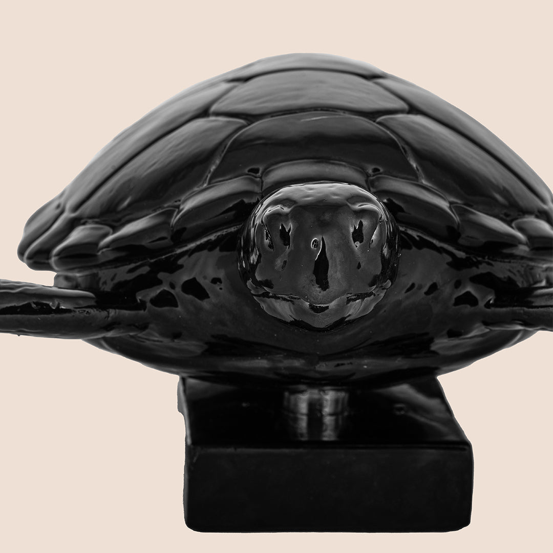 The Symbol Of Steadfastness - Sculpture Set