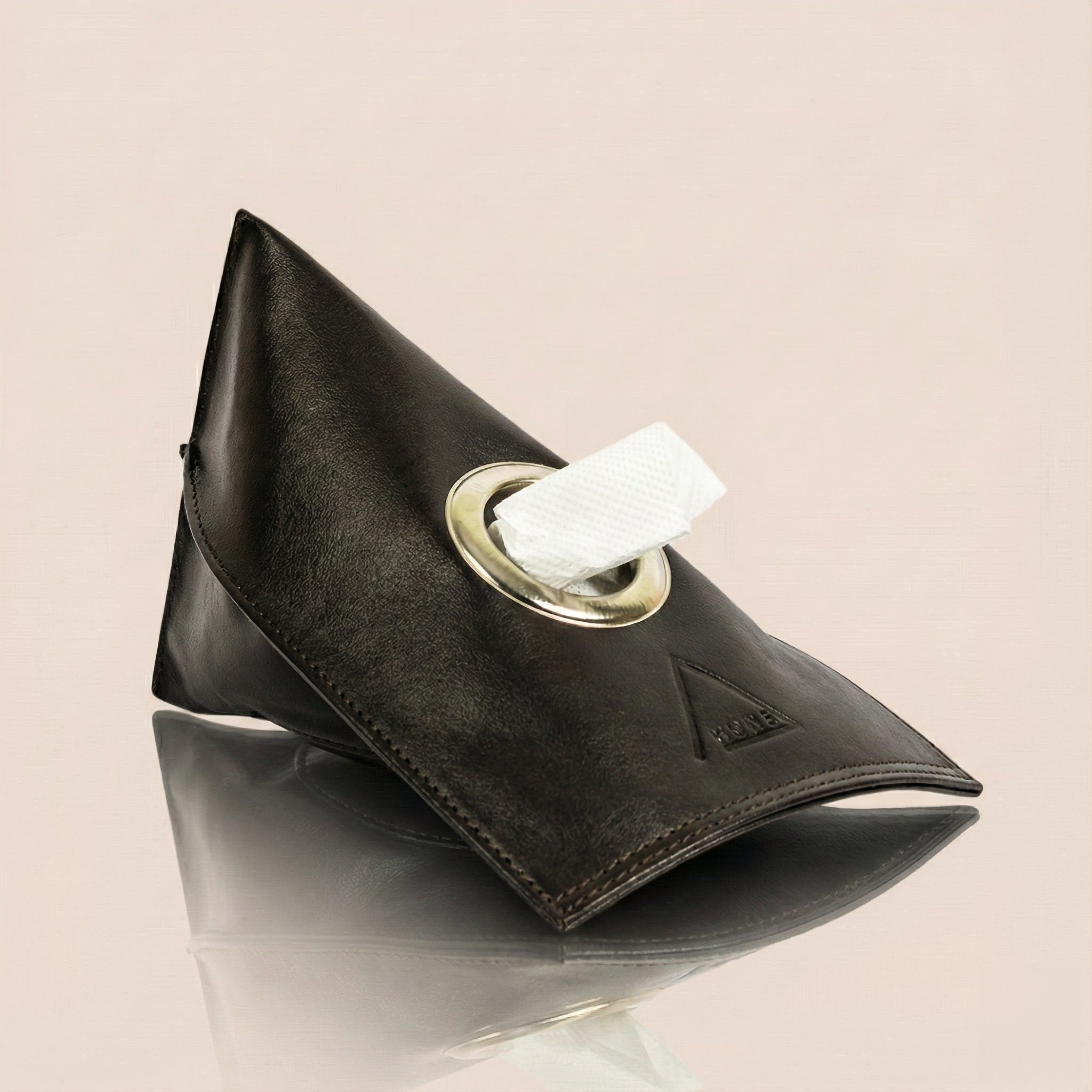 Saaz- Leather Tissue holder