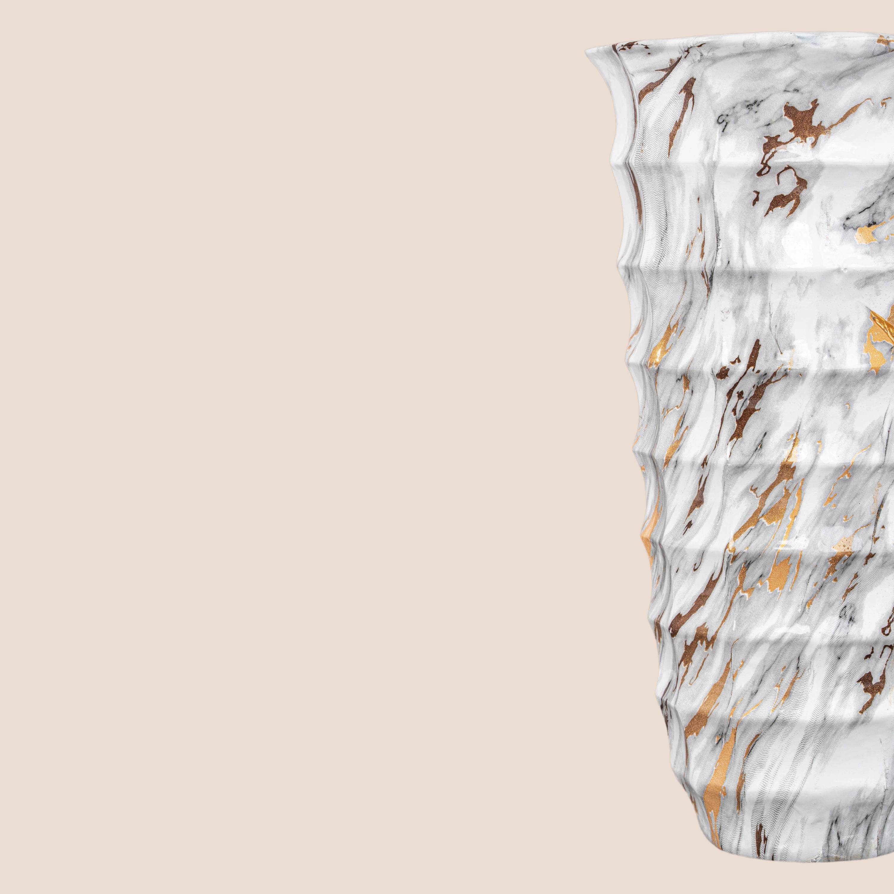 Aurelia Strata & Sootra - Vase Set