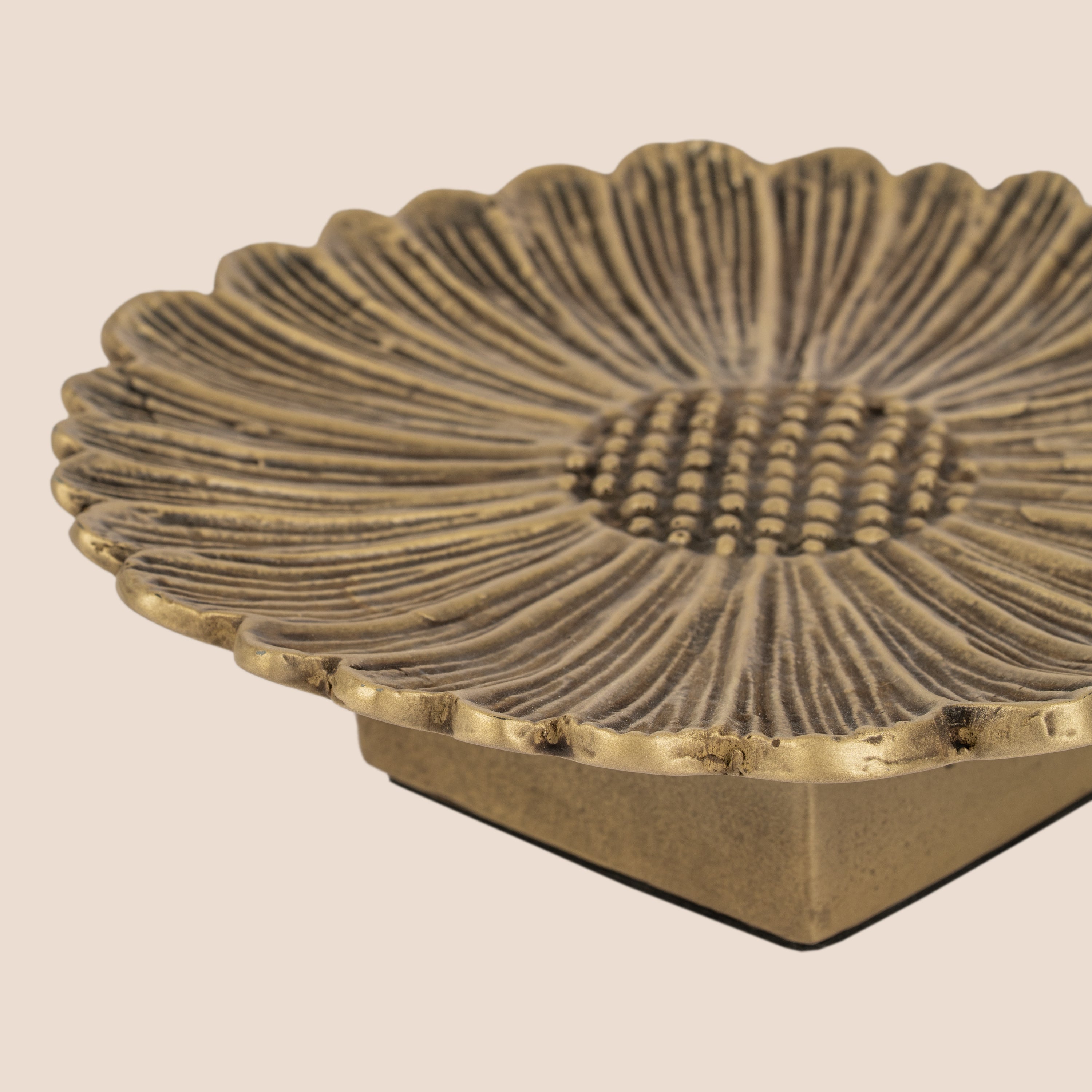 Solstice Bloom Tray & Strata Form Platter - Décor Tray Set