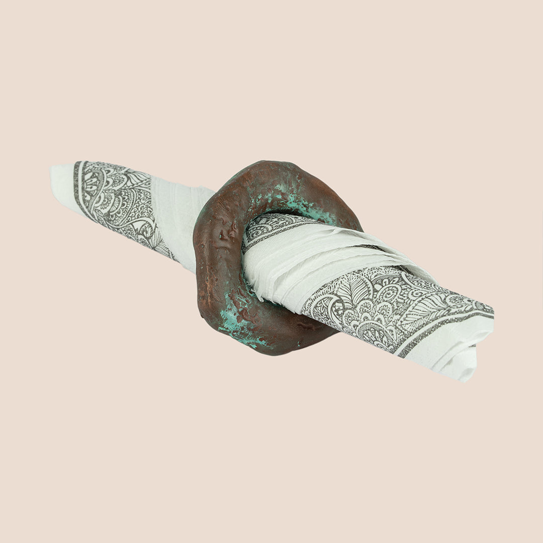 Patina Loop – Napkin Ring