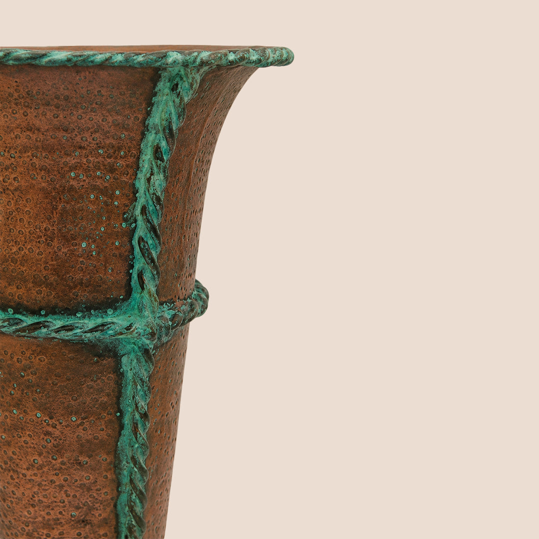 Tides of Unity – The Vase