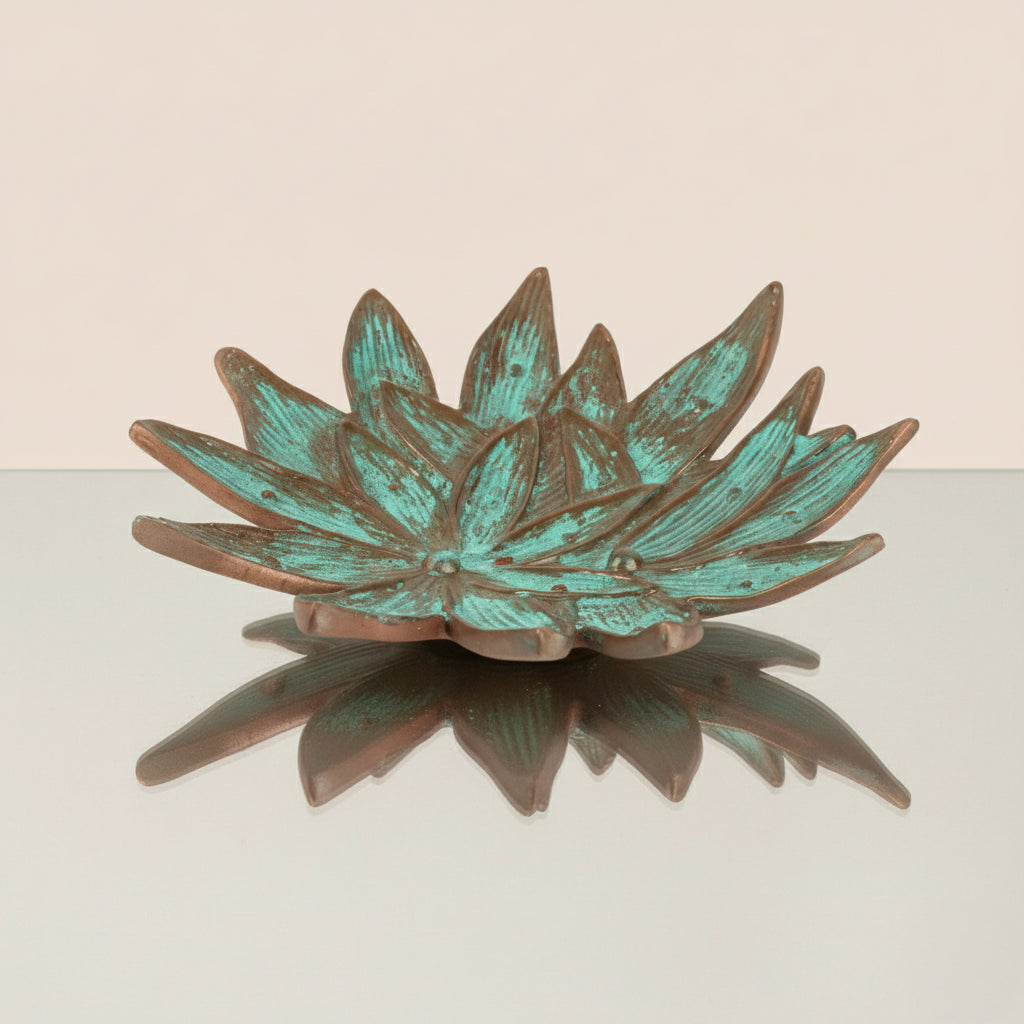 Elysian Leaf Cluster & Emerald Lotus Platter - Décor Tray Set