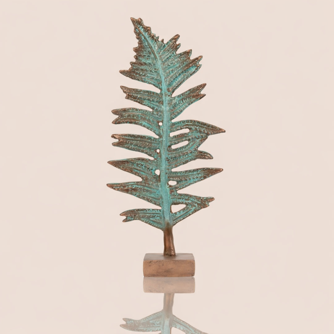 Emerald Frond Obelisk - Sculpture