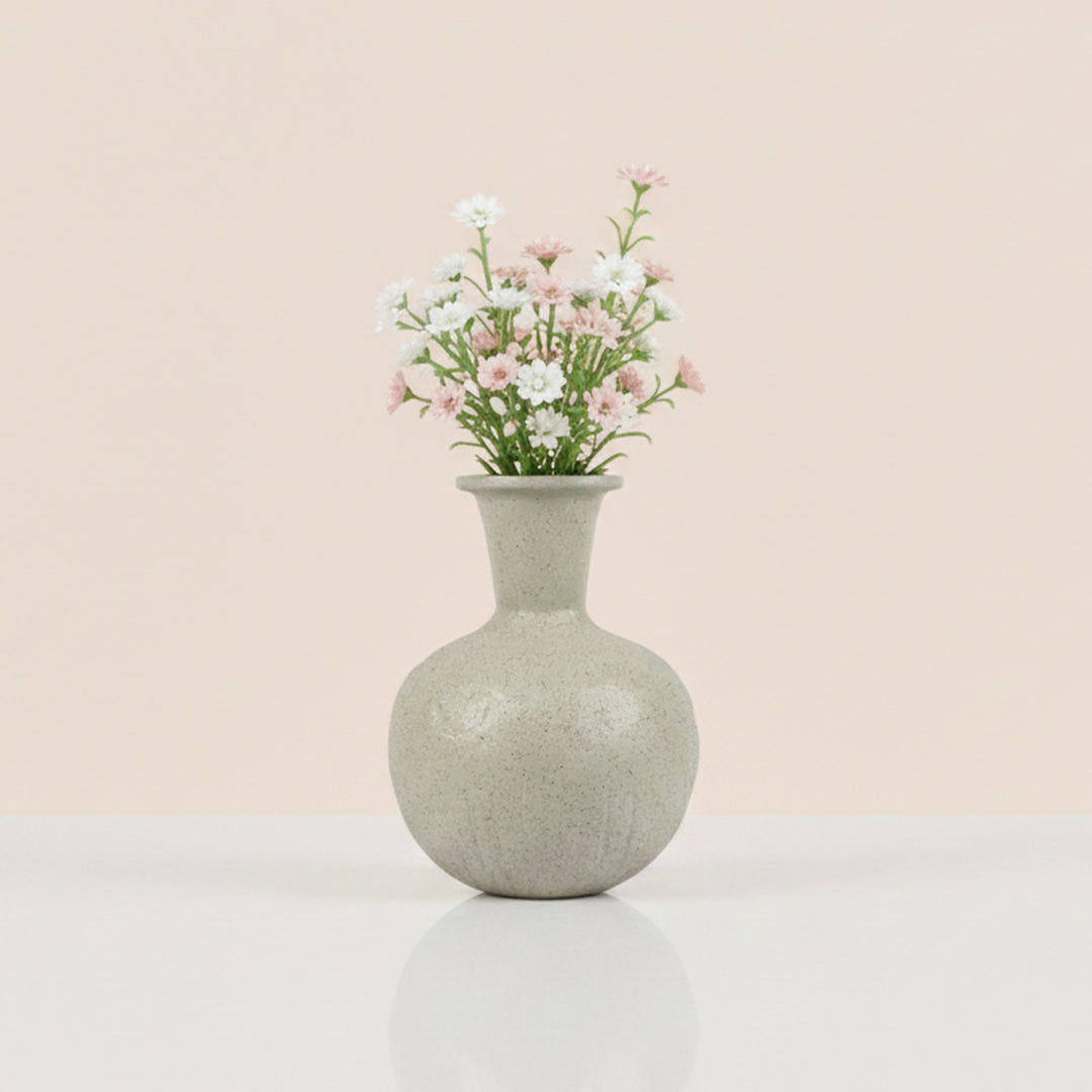 Luna Terra - The Vase