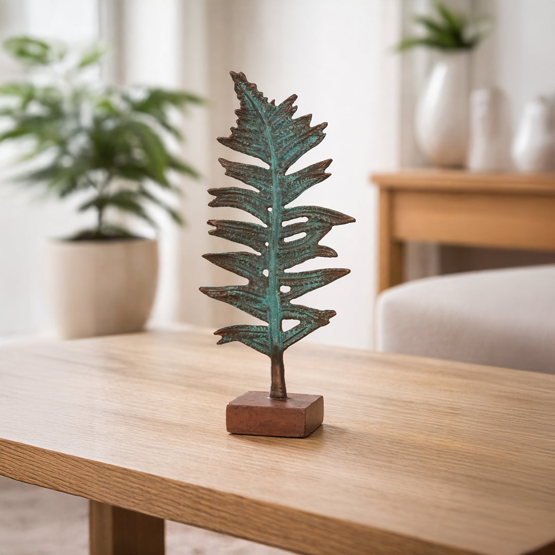 Emerald Frond Obelisk - Sculpture