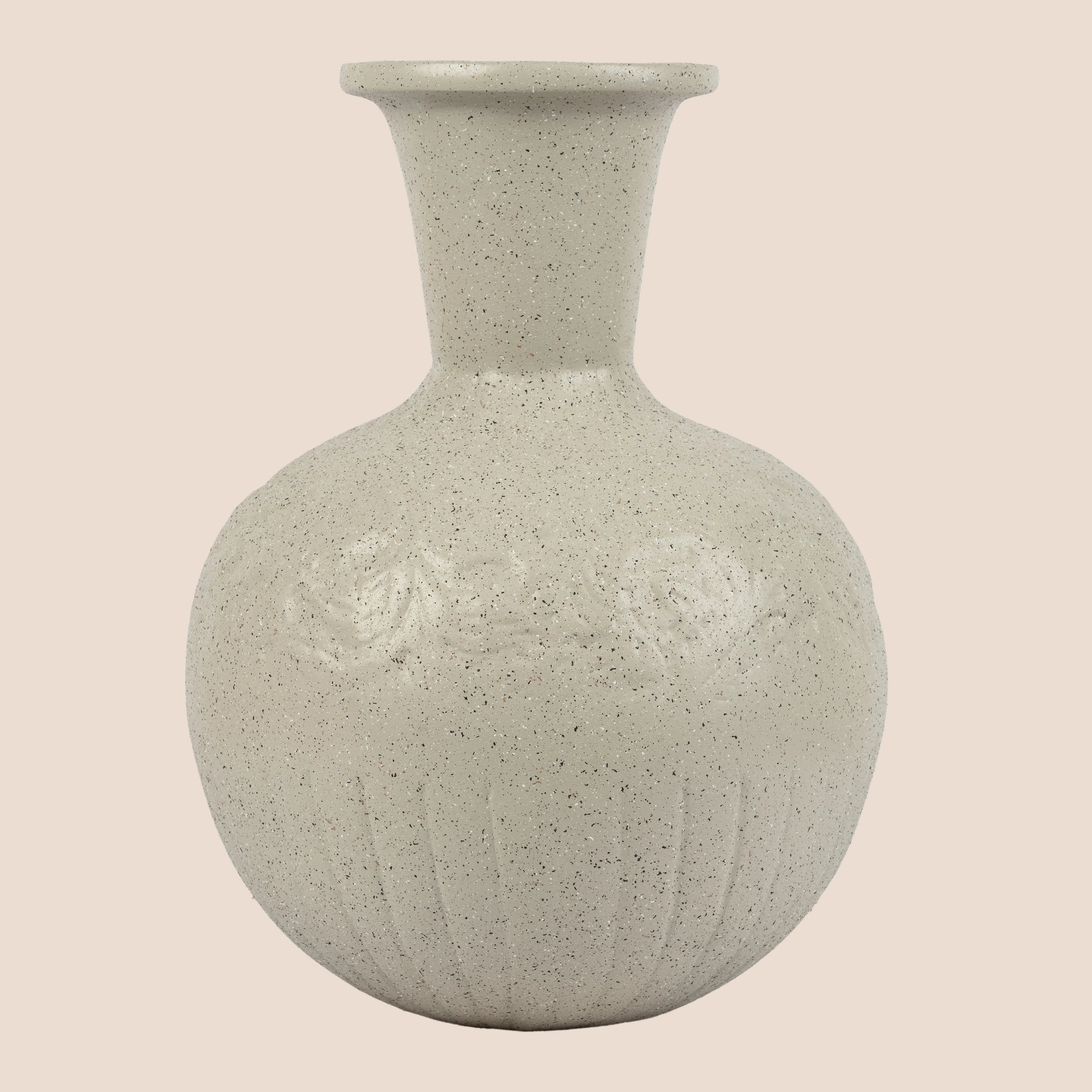 Luna Terra - The Vase