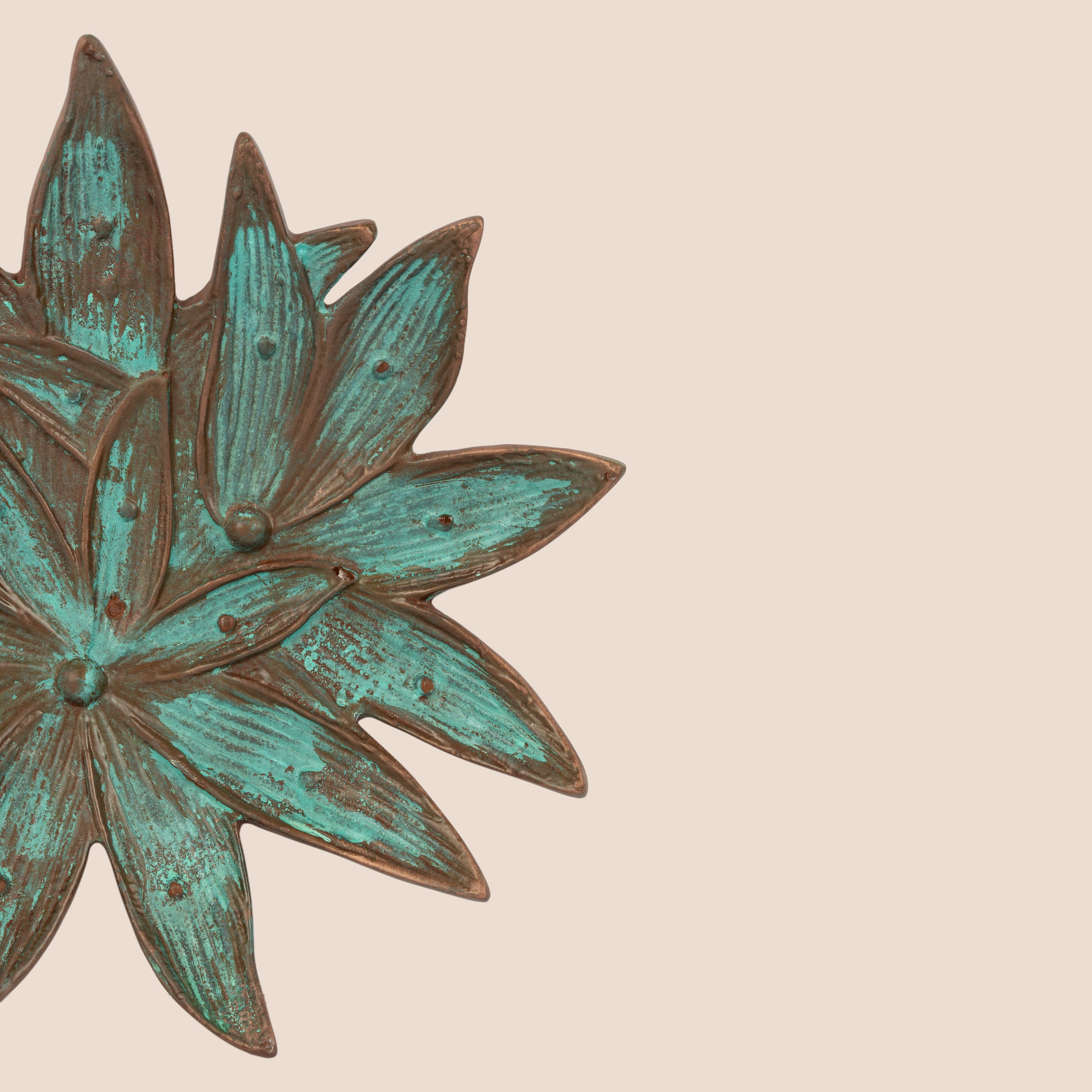 Emerald Lotus Platter - Décor Tray