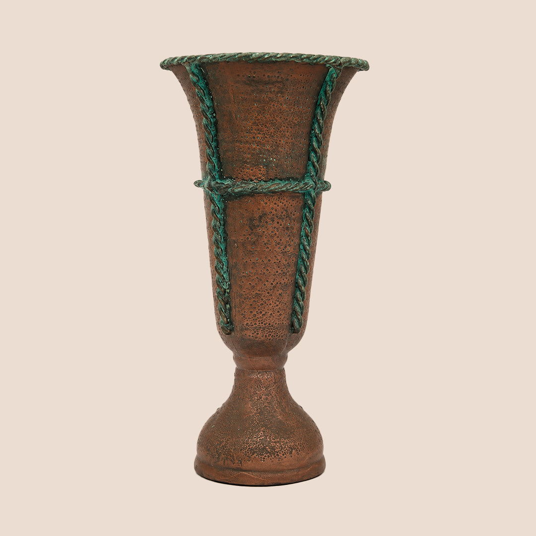 Tides of Unity – The Vase