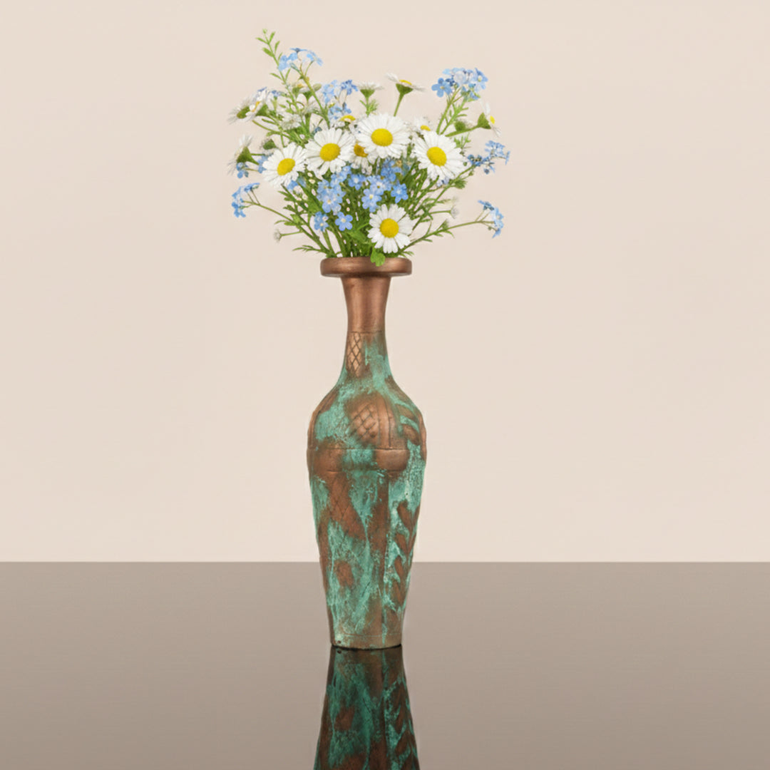 Patina Heritage - The Vase