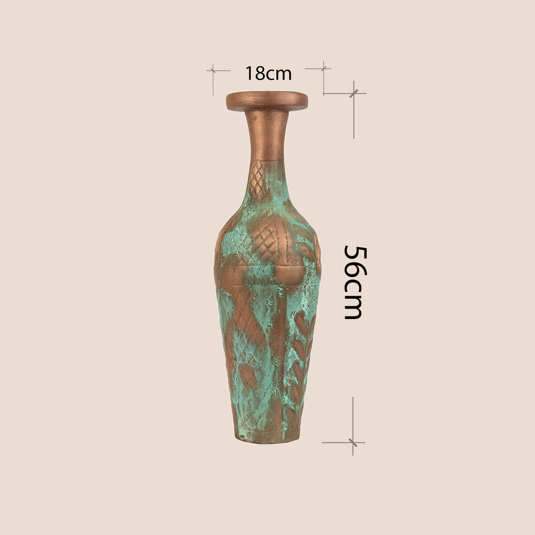 Patina Heritage - The Vase