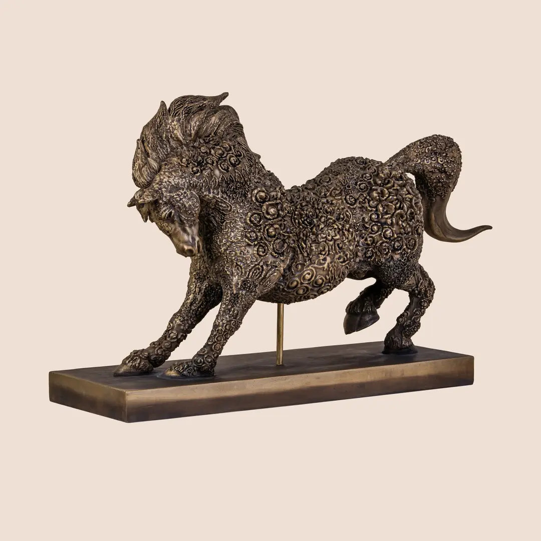 Ashwarath: The Herald of Light and Power- Sculpture - ACad Home