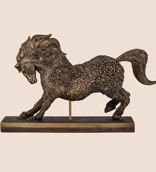 Ashwarath: The Herald of Light and Power- Sculpture - ACad Home