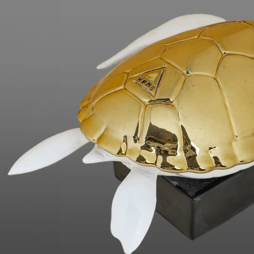 The Symbol of Steadfastness - Sculpture